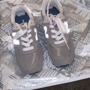 NEW BALANCE SHOES!